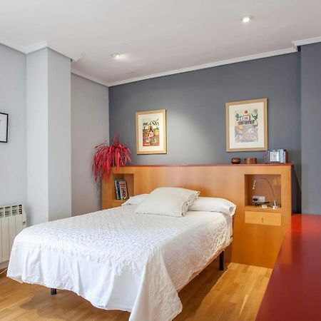 La Casa Del Rio Villa Pedralba Екстериор снимка