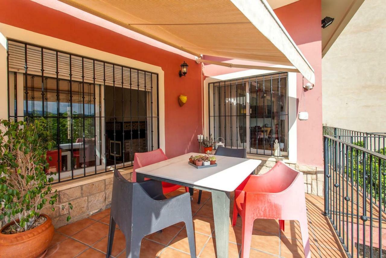 La Casa Del Rio Villa Pedralba Екстериор снимка